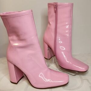 Steve Madden Barbie Pink Patent Leather Block Heel Side Zip Boot Size 6